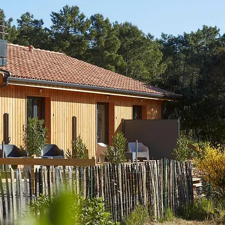 Cote Phare Contis-les-Bains