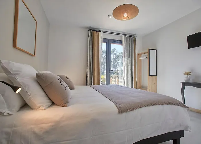 Hotel Cote Phare Contis-les-Bains